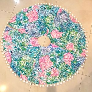 NWT Lilly Pulitzer Christmas Tree Skirt